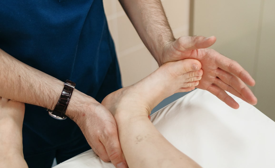 Физическая реабилитация детей при врожденной косолапости